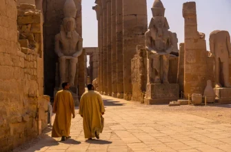 Пользование телефоном в Египте